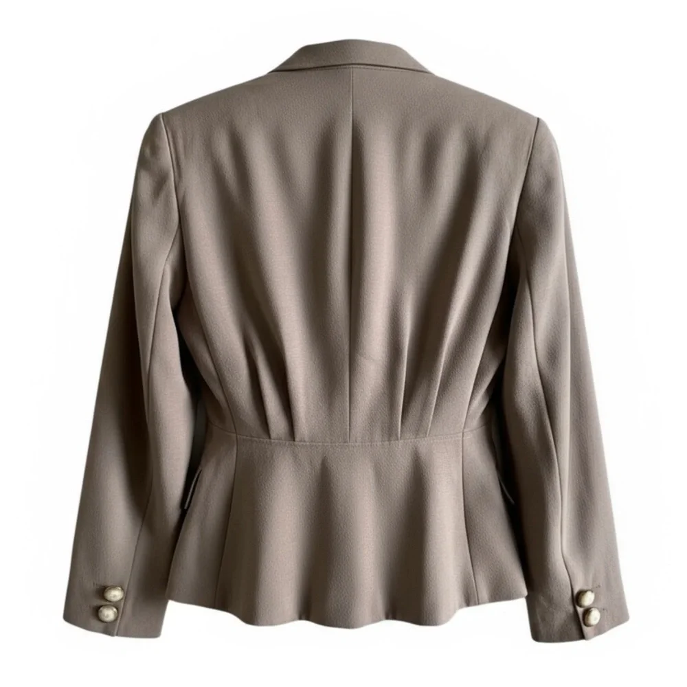 Valentino Rare Vintage Miss V Wool Blazer Office Jacket Work Tan Size 46 (US 12) - Picture 3 of 7